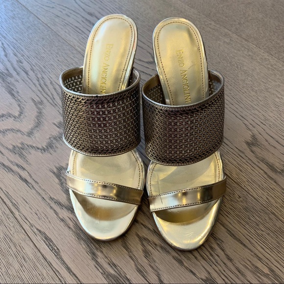 Enzo Angiolini Shoes - Enzo Angiolini Gold Heels worn once size 37 Enzo Angiolini Shoes - Enzo Angiolini Gold Heels worn once size 37